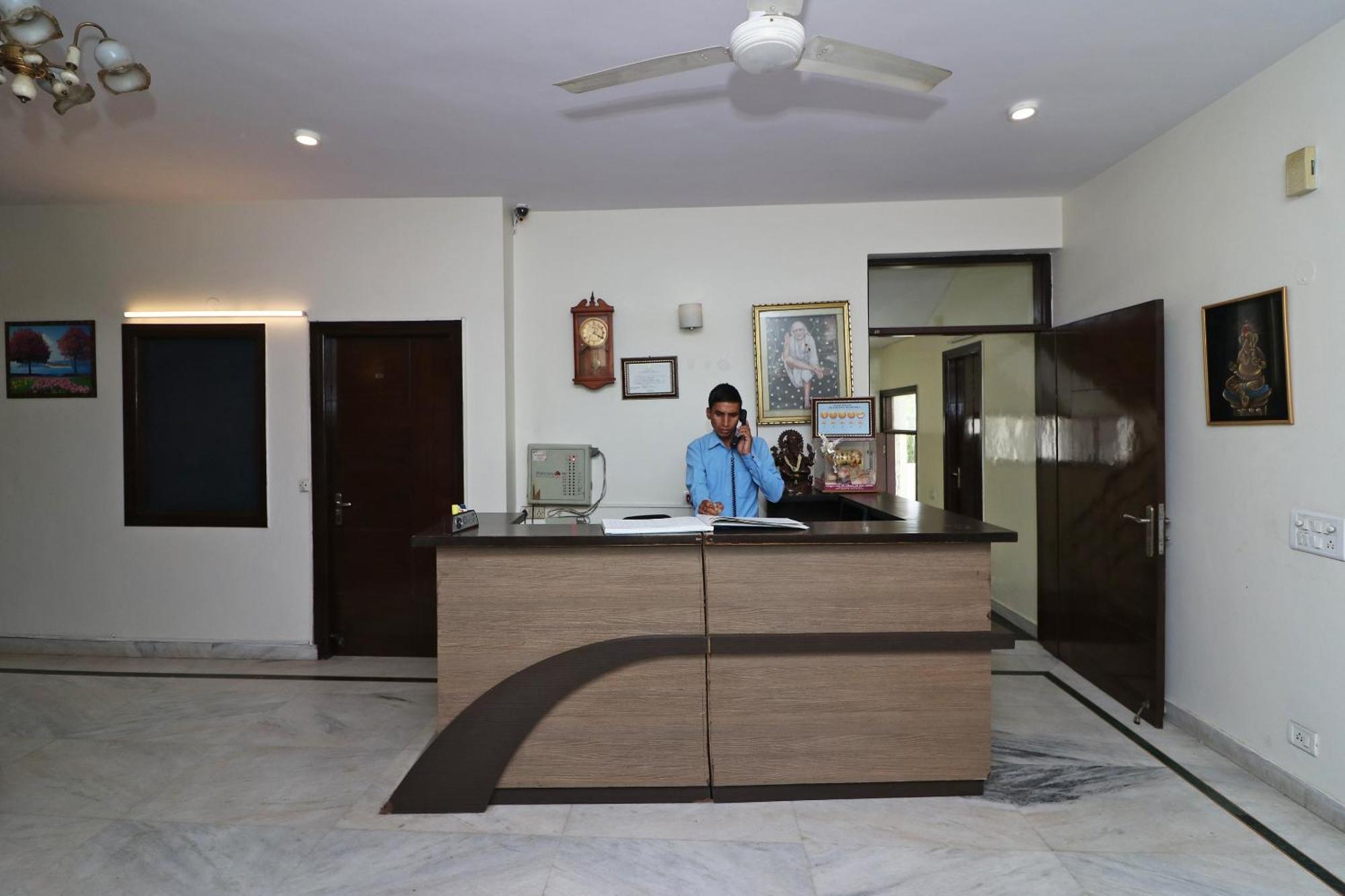 Hotel O Aravali Residency Gurgaon Bagian luar foto